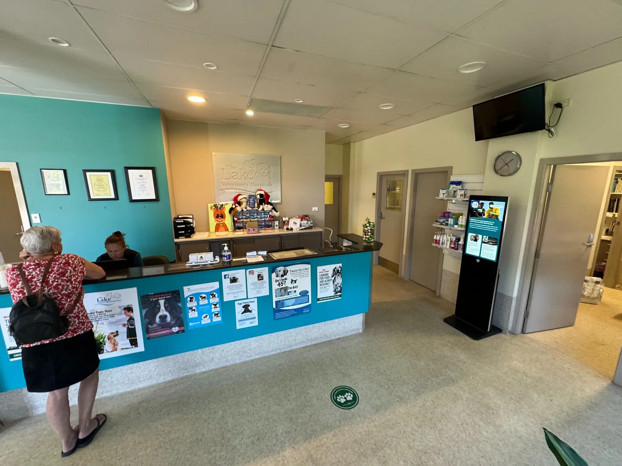 Custom Media Kiosks: Enhancing Communication in Vet Clinics - Furmedia