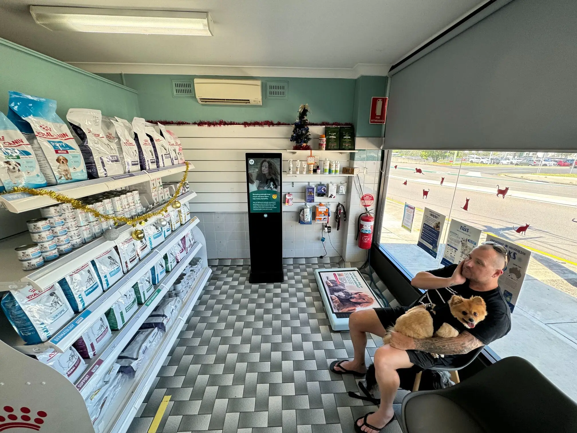 Custom Media Kiosks: Enhancing Communication in Vet Clinics - Furmedia